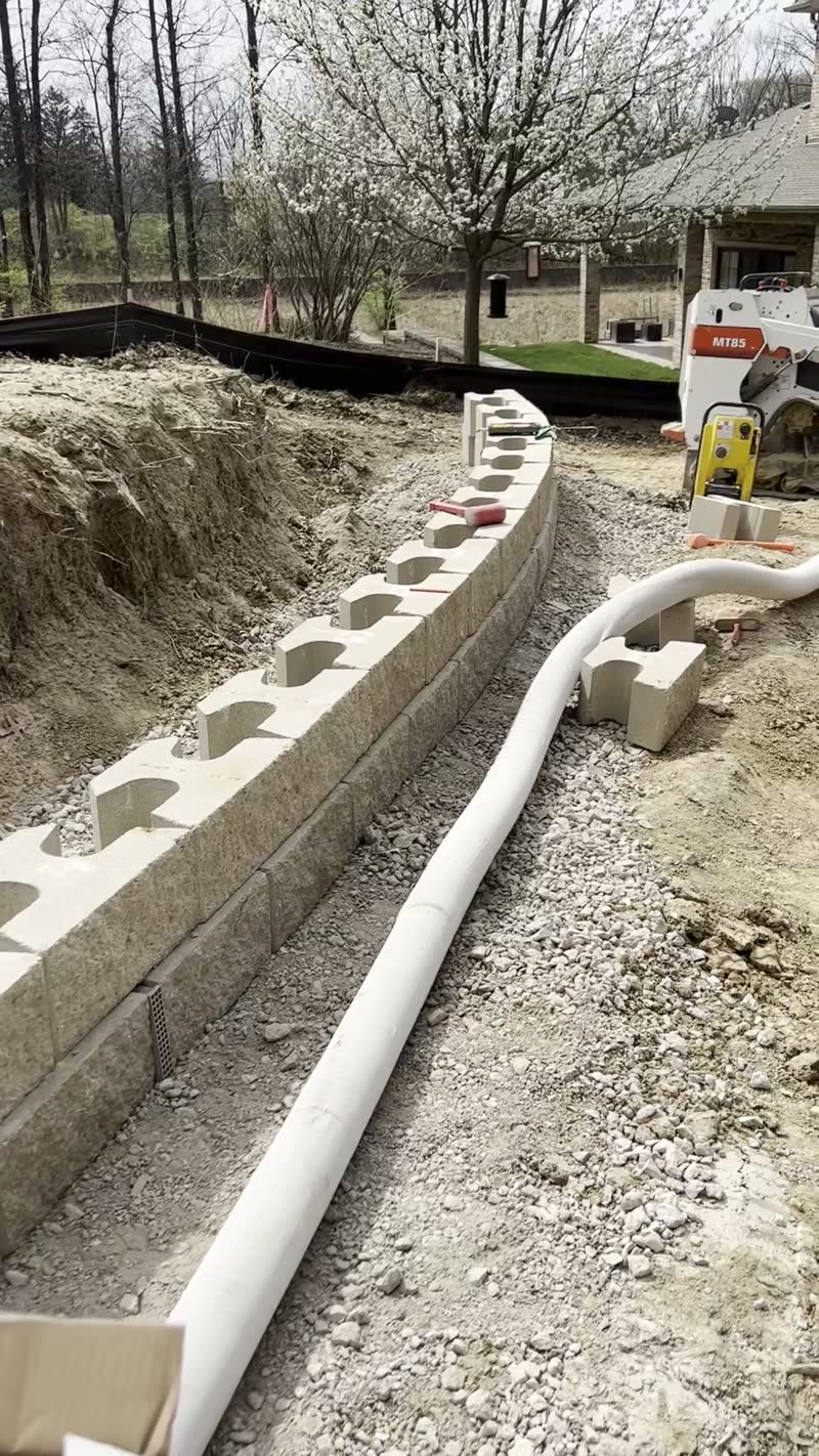 Curved Wall & Drainage